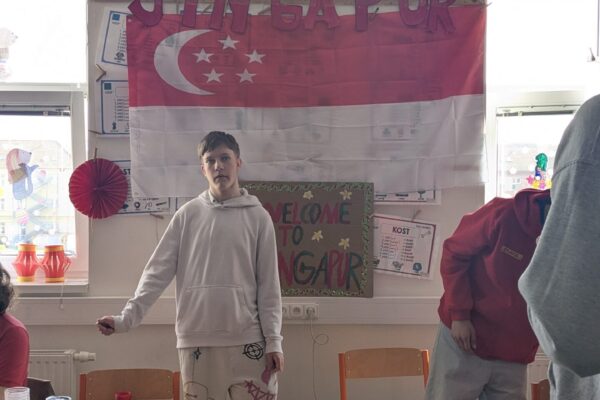 PXL_20260415_133043583.MP